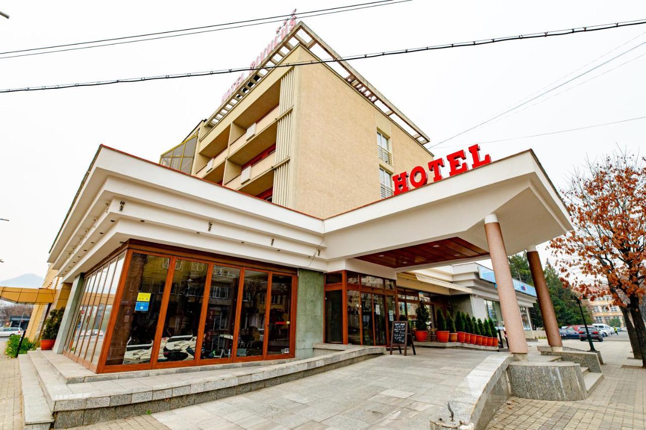 Hotel Rivulus Бая-Маре Екстер'єр фото
