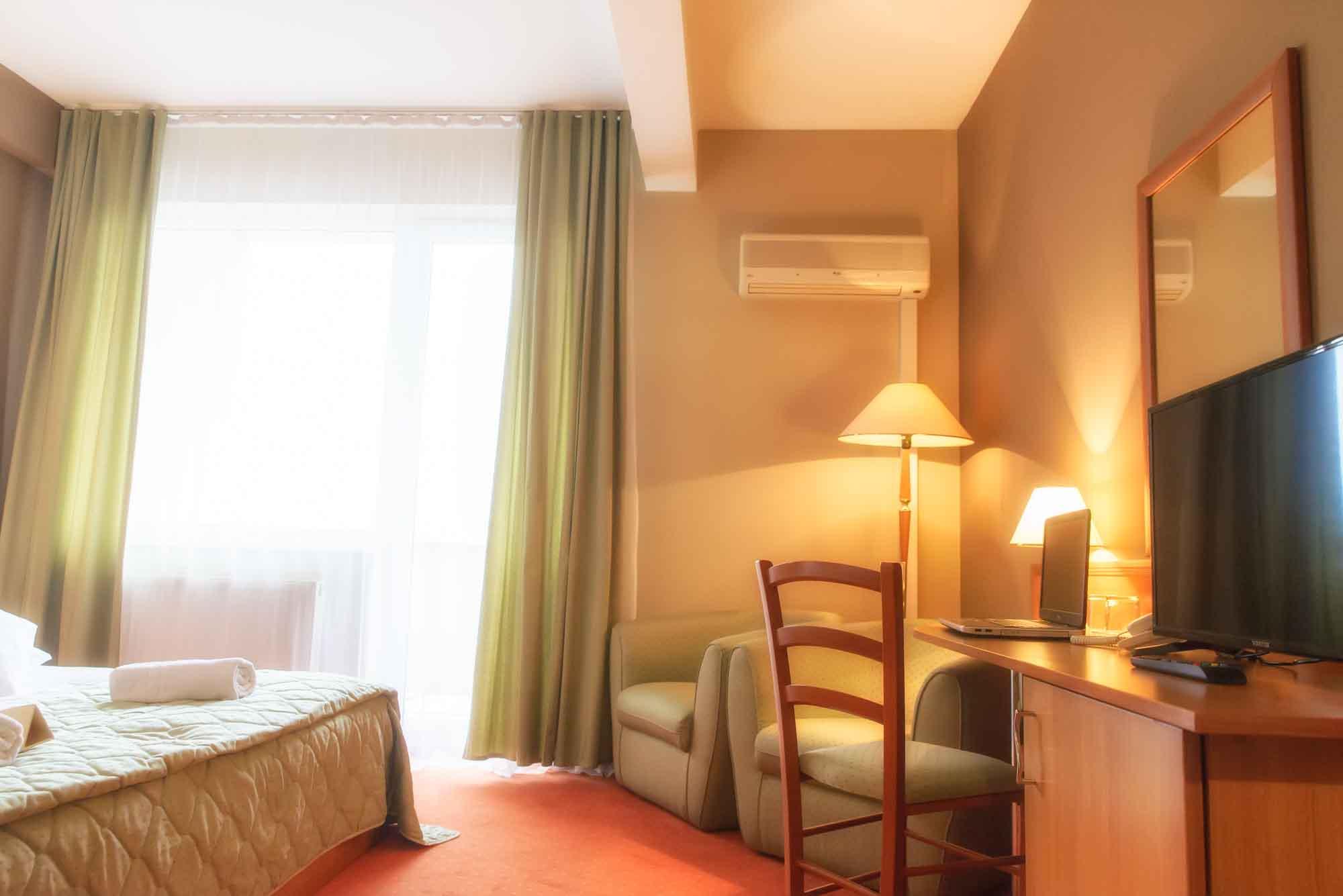 Hotel Rivulus Бая-Маре Екстер'єр фото
